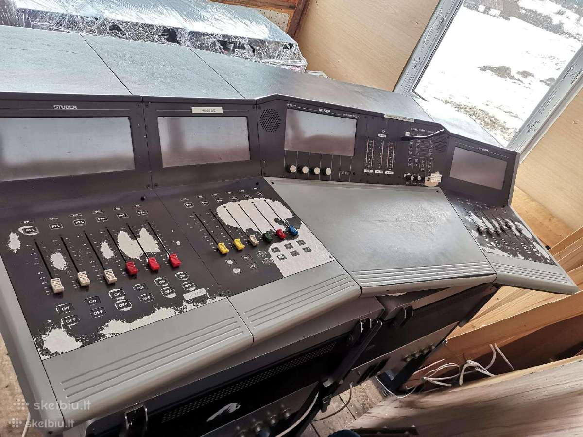 Skaitmeninis radijo miksavimo pultas Studer