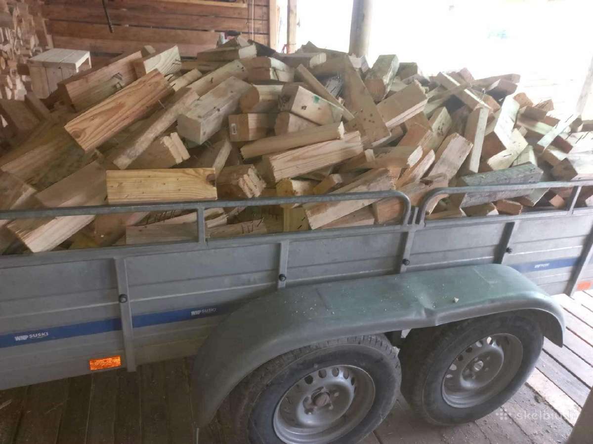 Priekaba malku su vinimis