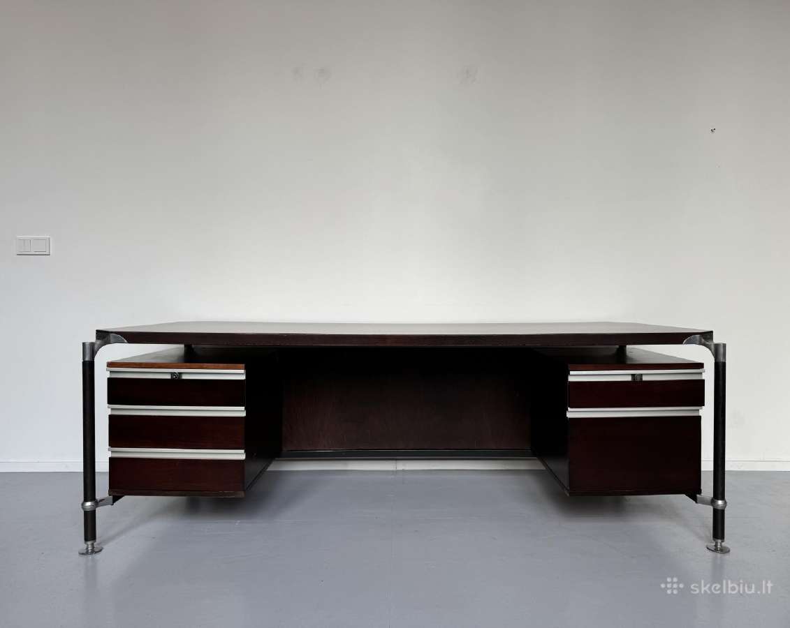 Mid century stalas