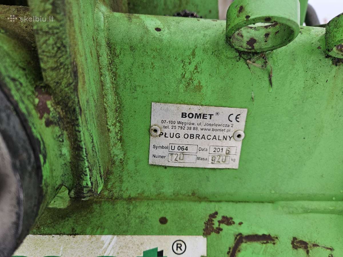 Bomet U064 plugai