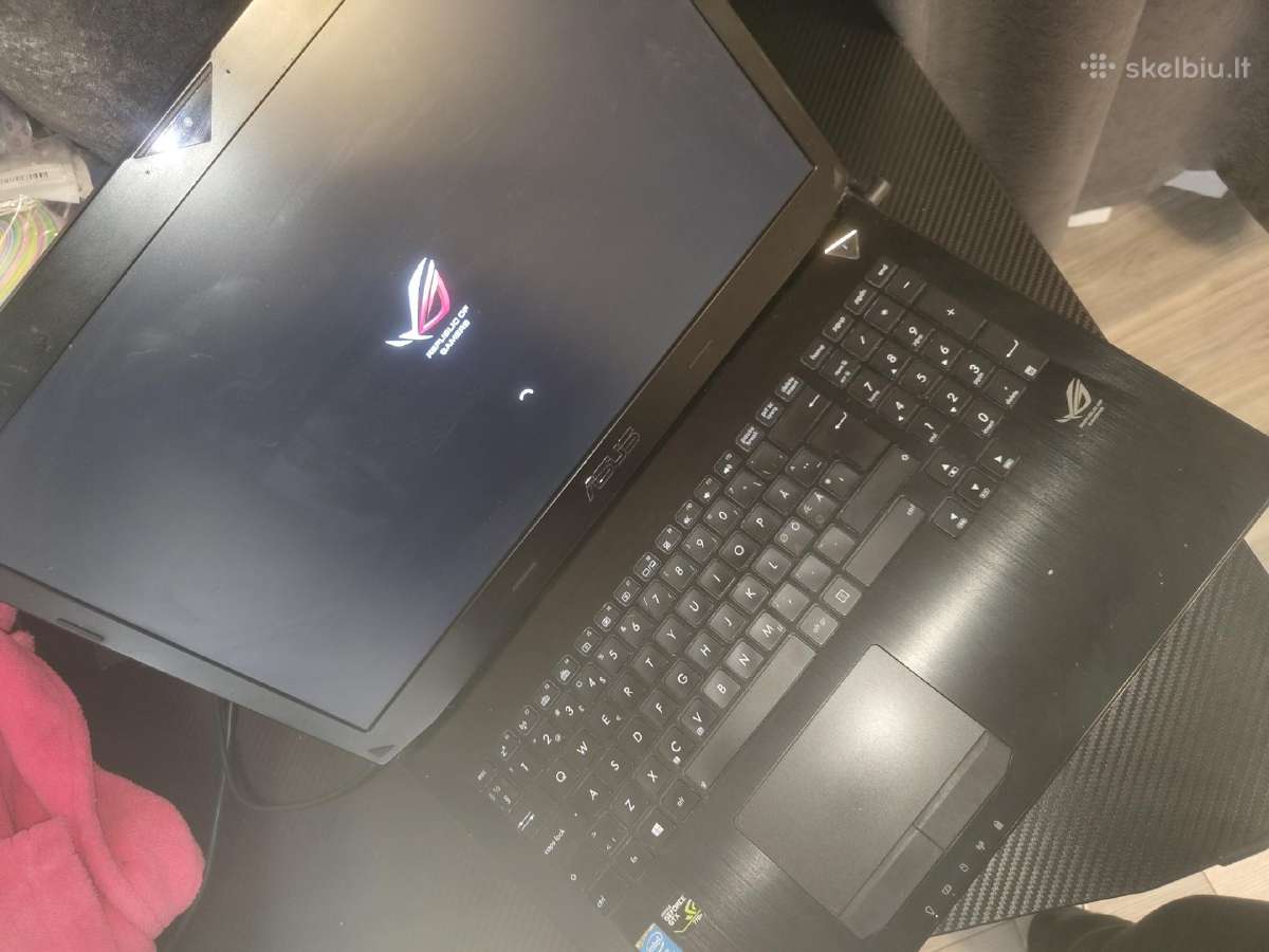 Parduodu naudota nesiojama asus republic of gamers