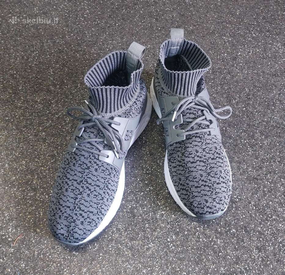 157 Souls sneakers