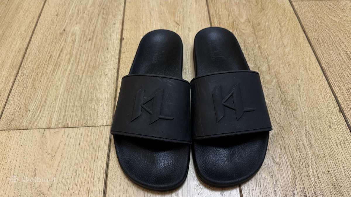 Karl Lagerfeld tapkės