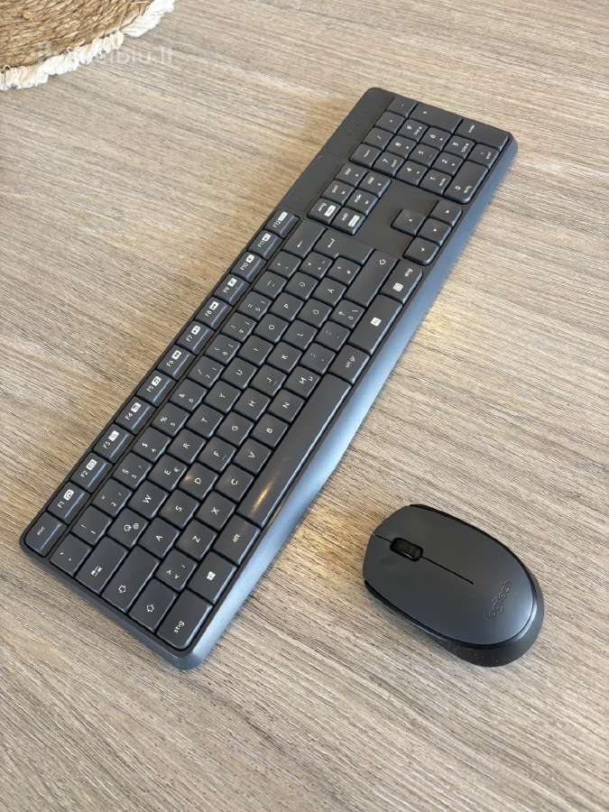 Logitech komplektas