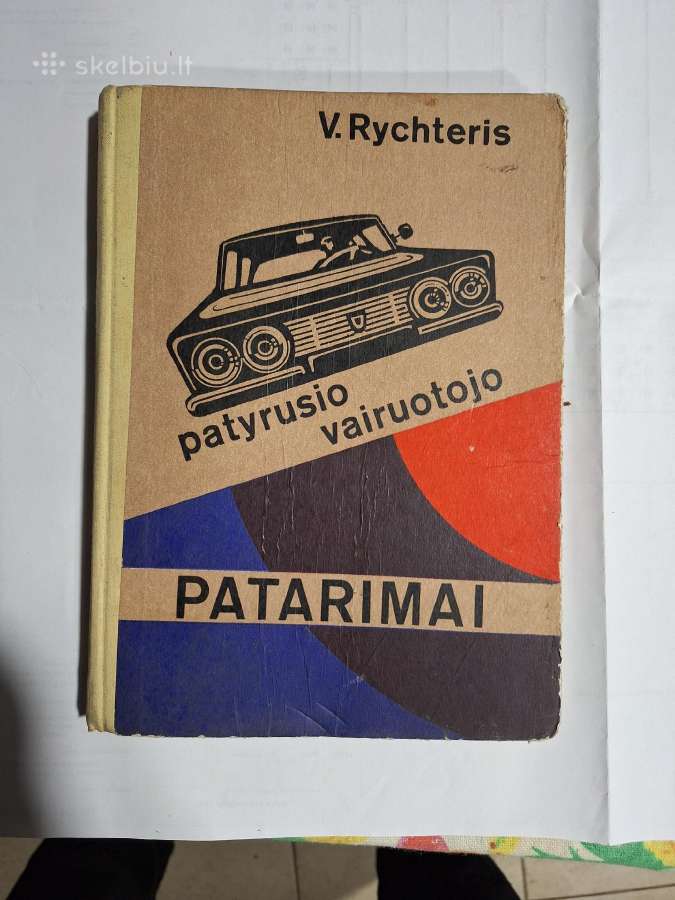 Parduodama knyga patyrusio vairuotojo patarimai