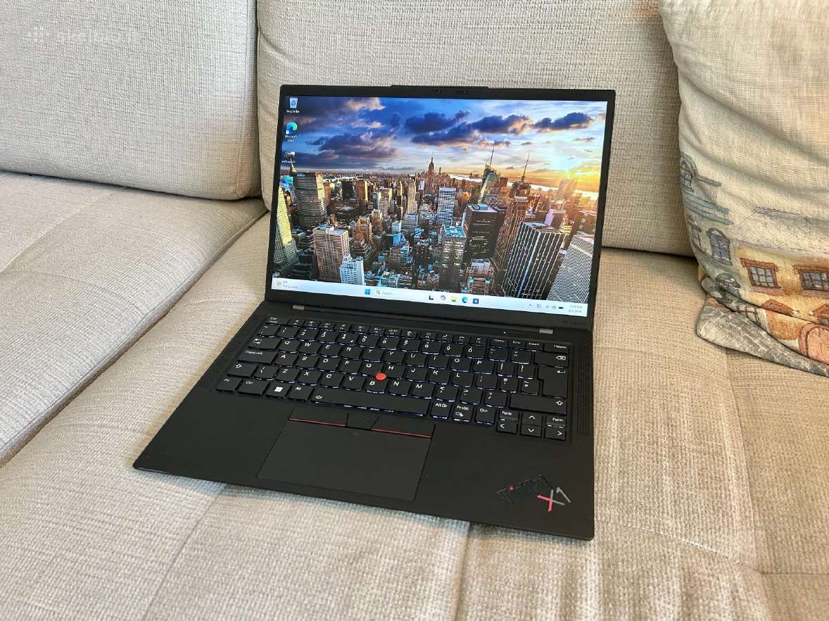 Lenovo X1 Carbon Gen 11, i7-1355u, 32gb, garantija