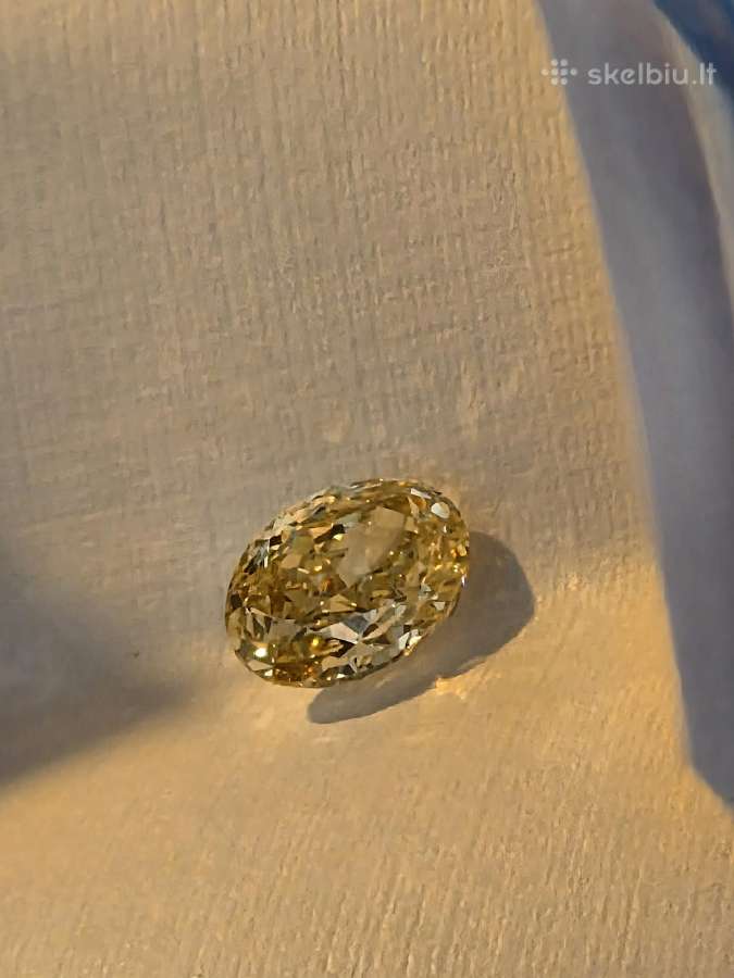 Natūralus 1,01ct. Fancy Yellow briliantas, Gia