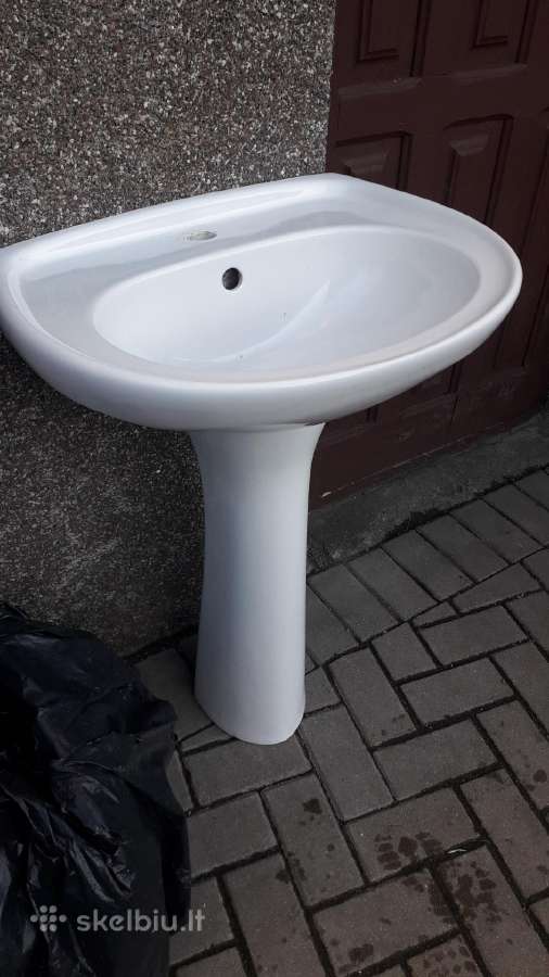 Kriauklė su koja