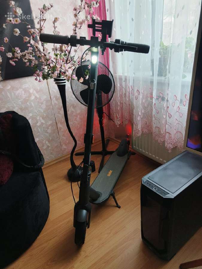 Parduodu Ninebot elektrinį paspirtuką.