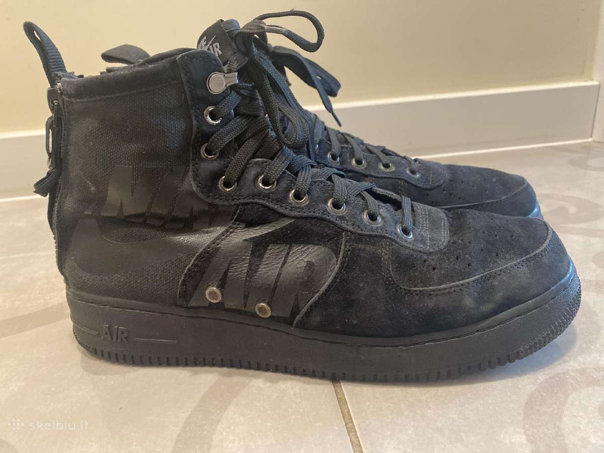 Nike sf Air Force 45,5