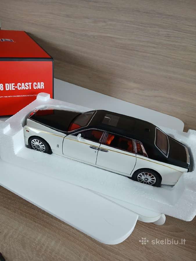Rolls Royce phantom 1:18 - nuotraukos Nr. 12