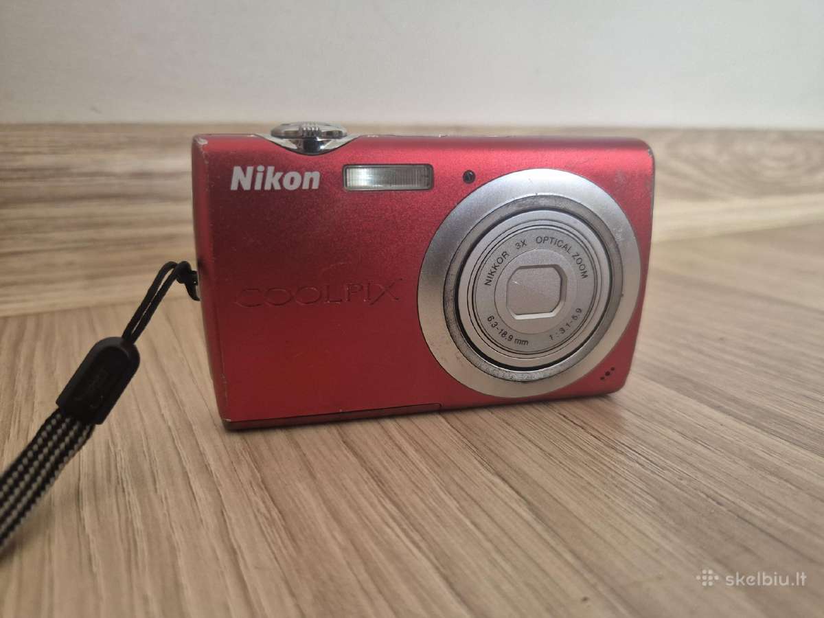 Nikon coolpix s203