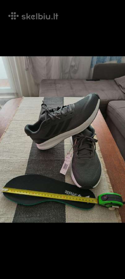 Adidas kedai - nuotraukos Nr. 6
