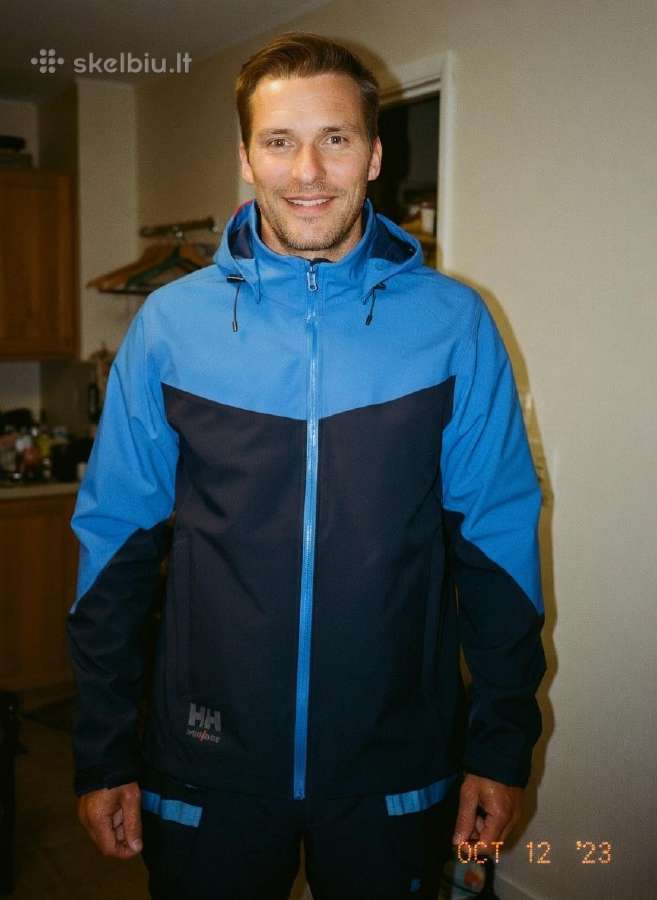 Helly Hansen striukė