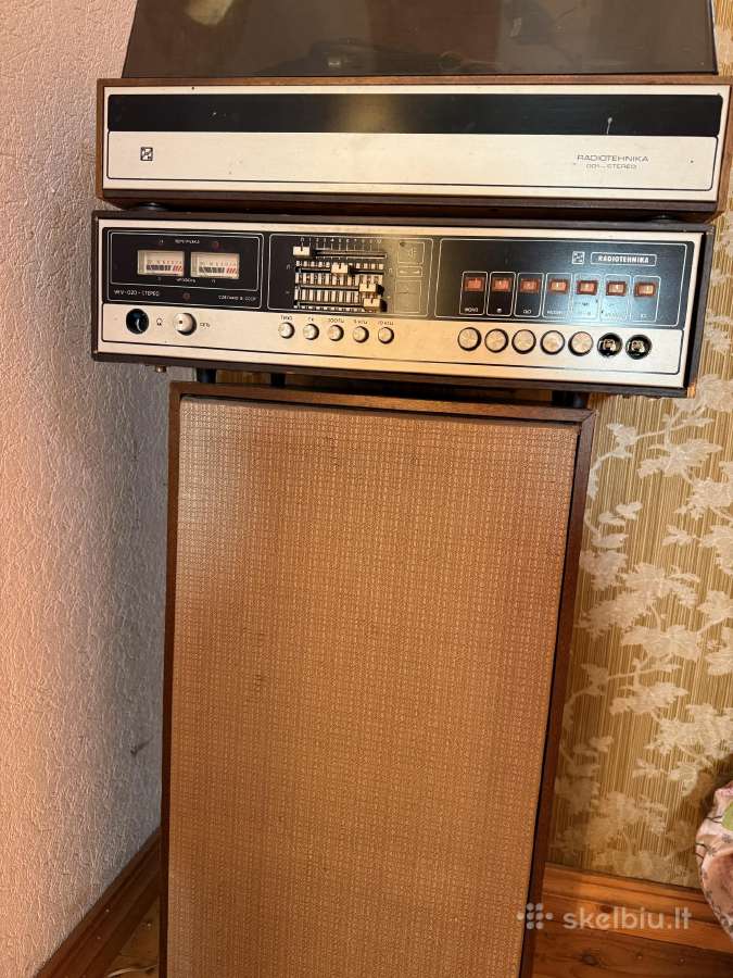 Radiotechnika ( patefonas ir stiprintuvas) 1980 m.