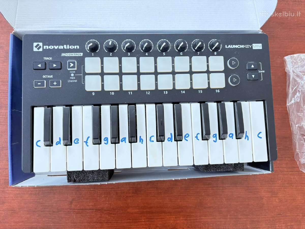 Novation Launchkey Mini Mk2