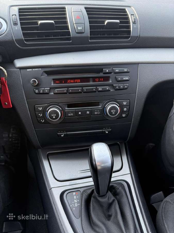 Automobilis Bmw 118 - nuotraukos Nr. 8