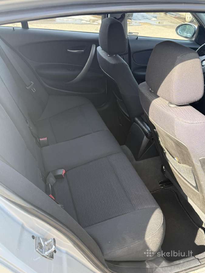 Automobilis Bmw 118 - nuotraukos Nr. 11