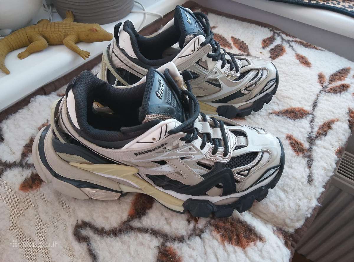 Balenciaga batai