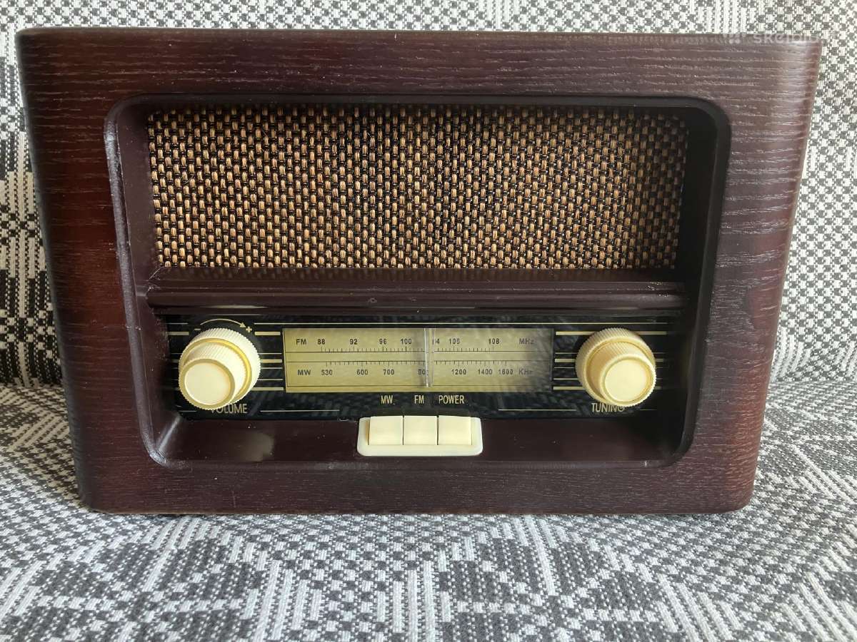 Radijo imtuvas „Roadstar Hra-1510“