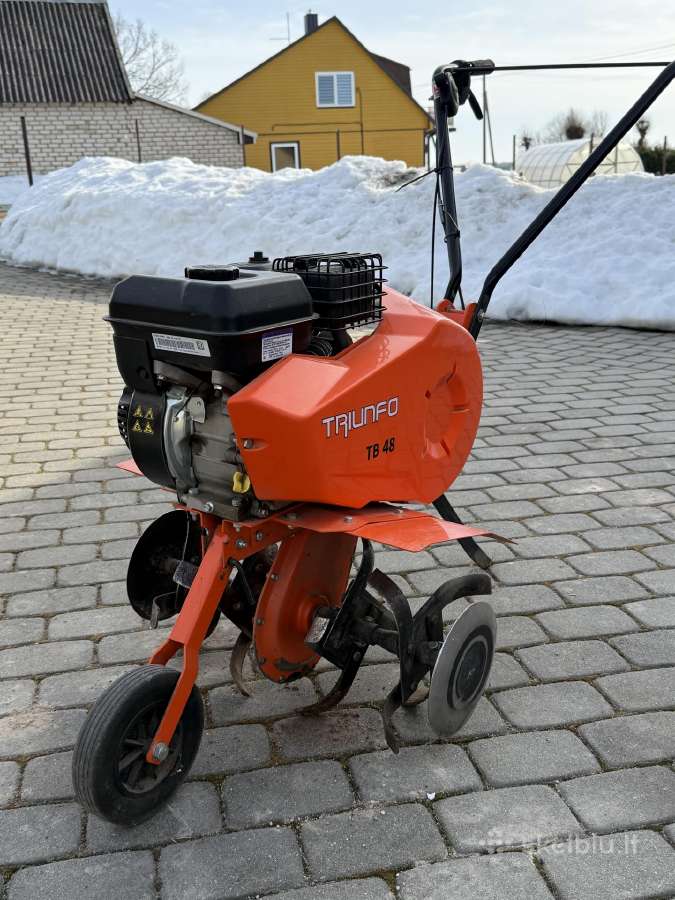 Benzininis žemes kultivatorius