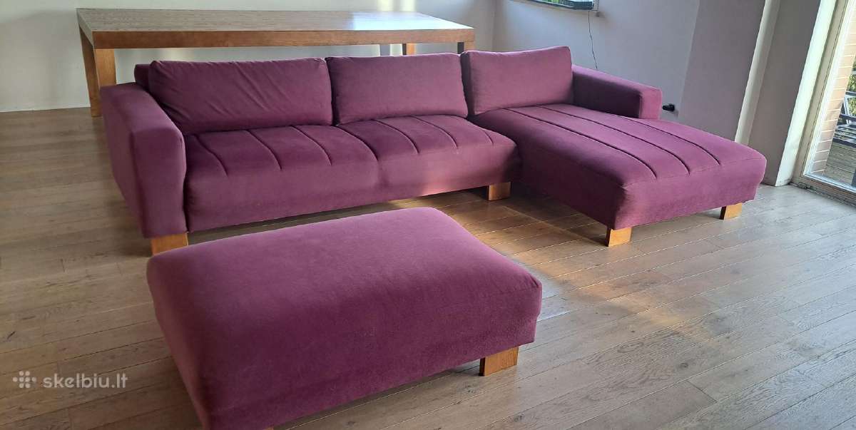 Sofa su šezlongu ir pufu