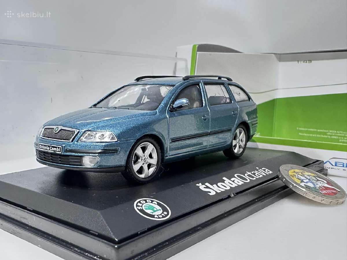 Škoda Octavia žalia 1:43 Abrex (def.)