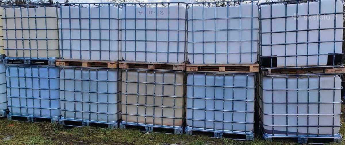 Parduodamos naudotos kūbinės talpos 1000 litrų