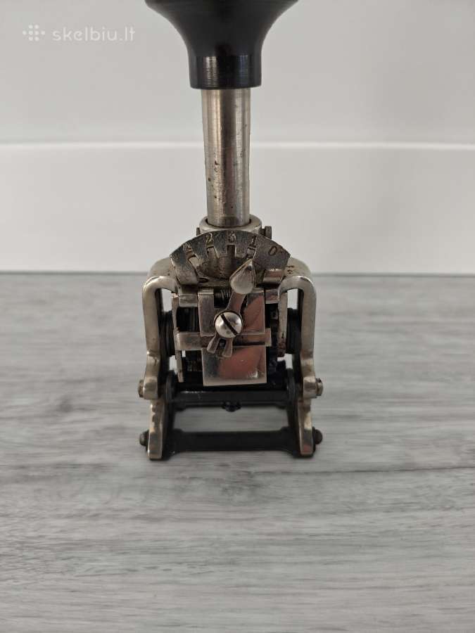 Vintažinis mechaninis numeratorius (antspaudas)