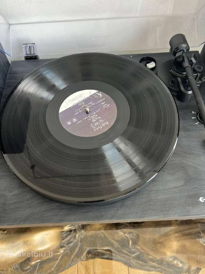 Parduodu vinilo grotuvą Crosley C62 (2 greičiai, B - nuotraukos Nr. 2