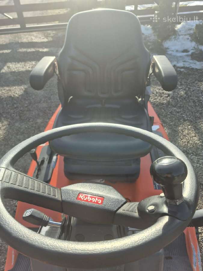 Kubota F1900 4x4 traktoriukas žoliapjovė - nuotraukos Nr. 9