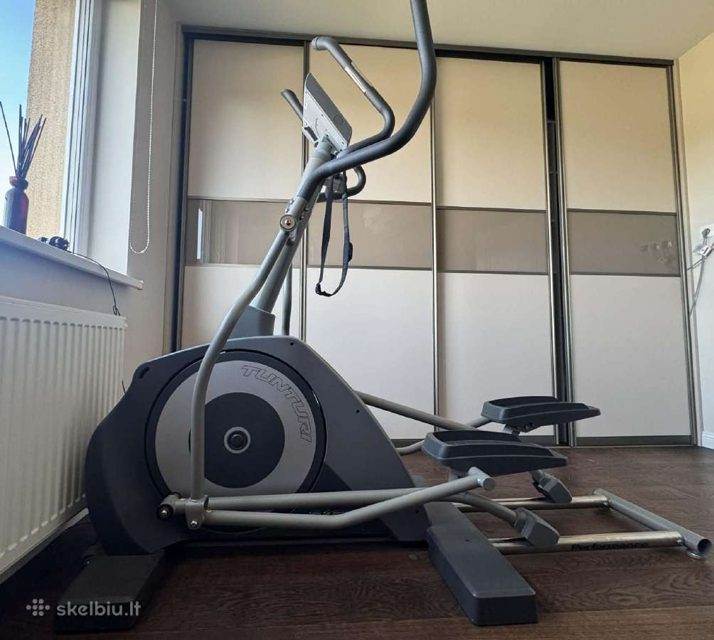 Elipsinis treniruoklis Tunturi C45 (19)
