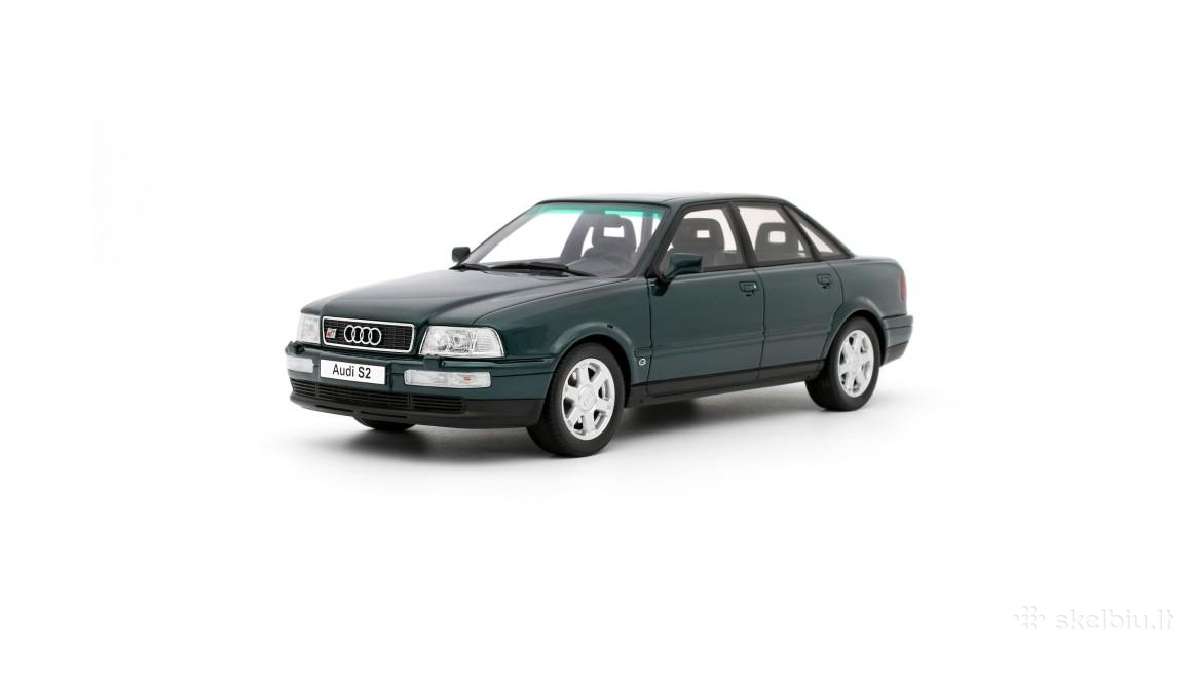 Audi S2 Sedan (B4)