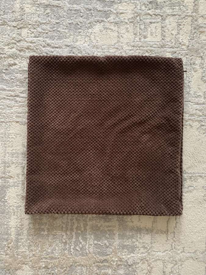 Veliūrinis Užvalkalas pagalvėm rudas 45x45cm, 2vnt - nuotraukos Nr. 2
