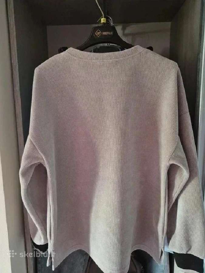 Velvetinis kostiumėlis - nuotraukos Nr. 6