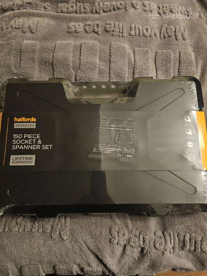 Halfords raktu komplektas 150 daliu