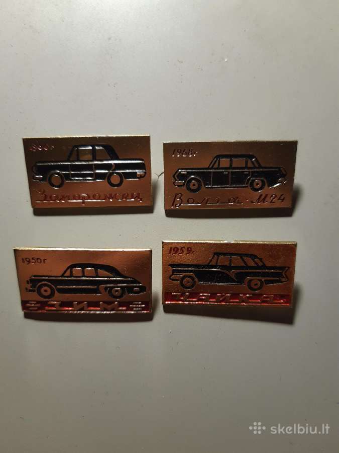Ženkliukai su retro automobiliais