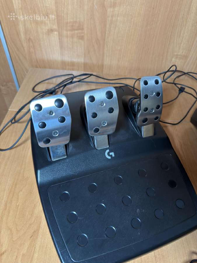 Logitech G923 Trueforce Xbox/pc lenktynių vairas - nuotraukos Nr. 3