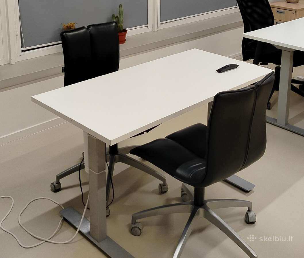 Stalas su spintele 120x60cm su kėlimu