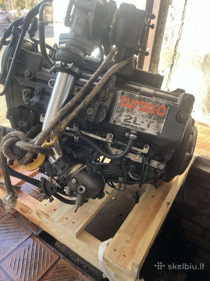 Toyota Land Cruiser 70, 2.4 variklis,2l-t - nuotraukos Nr. 2
