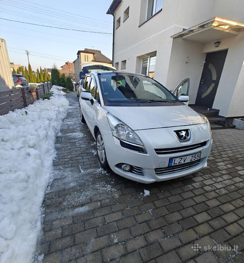 Geras, patvarus 7 vietų Peugeot 5008 - nuotraukos Nr. 4