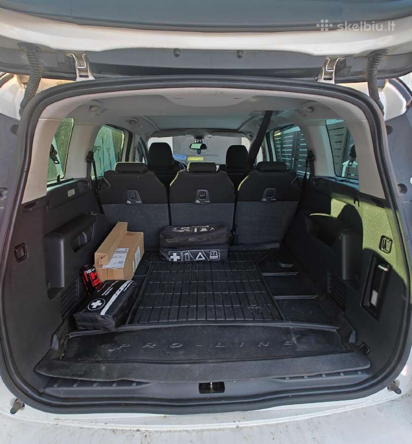 Geras, patvarus 7 vietų Peugeot 5008 - nuotraukos Nr. 5