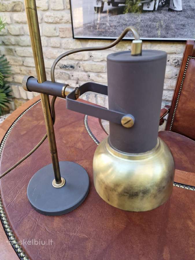 Vintažinė mid century stalinė darbo lempa