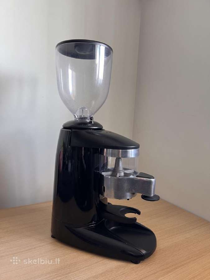 Profesionali kavamalė (Espresso Italiano)