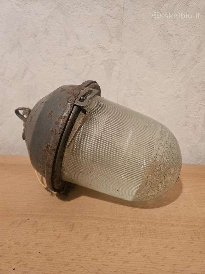 Lauko lempa tarybinių laikų - nuotraukos Nr. 2
