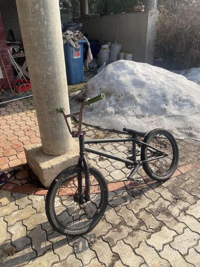 Parduodu BMX dviratį.