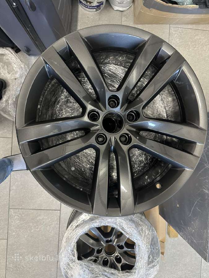 VW org R18 ratlankiai