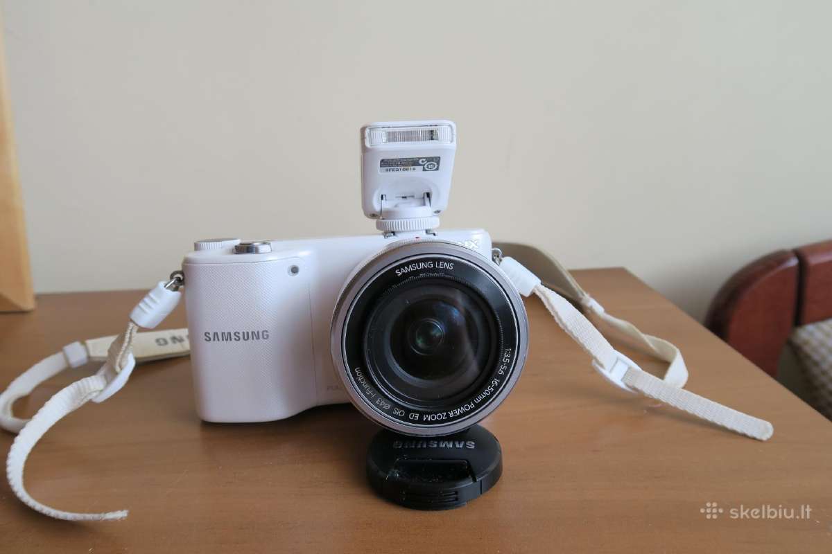 Skaitmeninis fotoaparatas :Samsung Nx 2000"