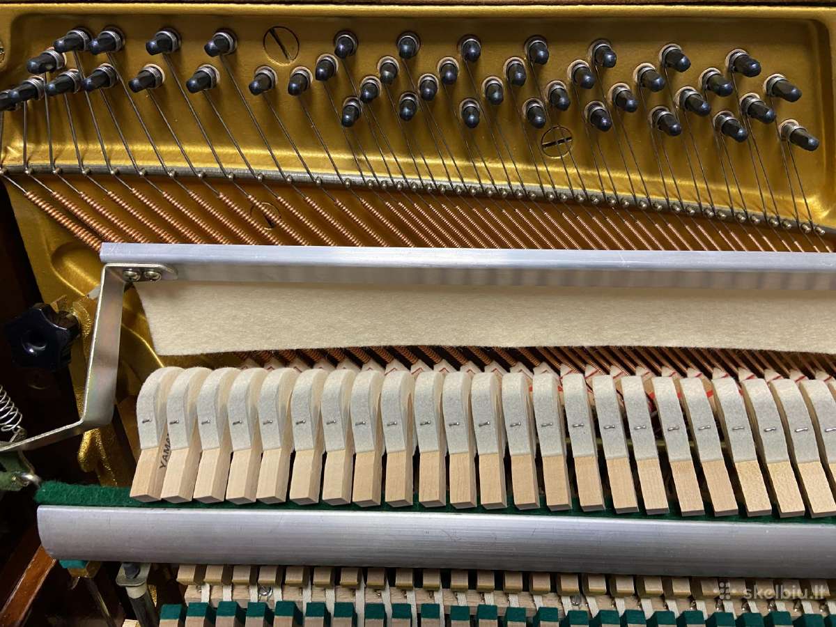 Pianinas Yamaha M1 -108 (made in Japan) - nuotraukos Nr. 9