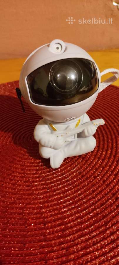 "Astronautas" projektorius